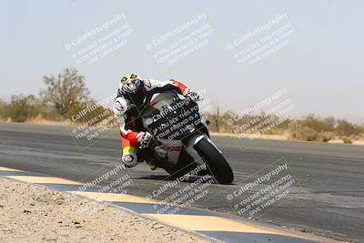 media/Mar-28-2022-Superbike Trackdays (Mon) [[b8603d0f67]]/Open Track Time/Turn 3 Inside/